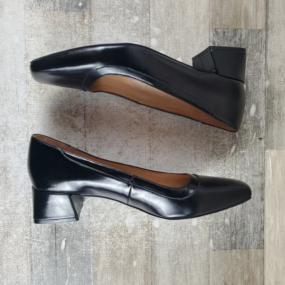 Naturalizer new without